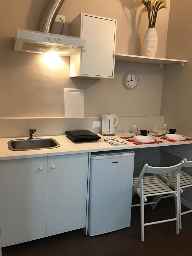 B&B Leonardo Rho Eksteriør billede