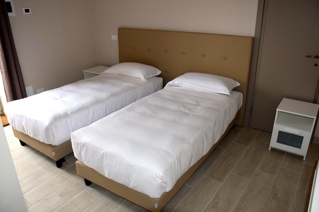 B&B Leonardo Rho Værelse billede